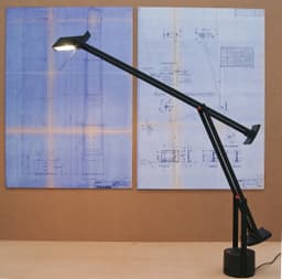 Tizio desk lamp